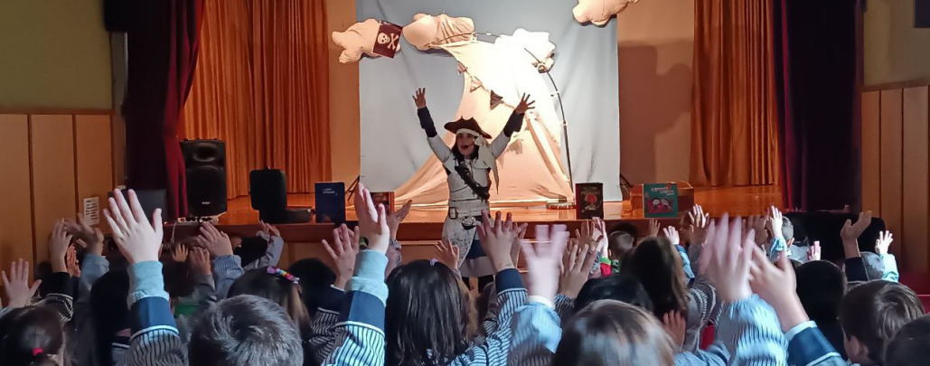 El teatro va al cole